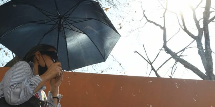 Llegó mayo y con él un aumento en la radiación solar; hay que cuidarse de los rayos UV y tomar las precauciones necesarias, señala especialista