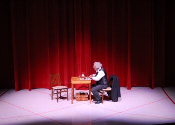 ¡Orgullo Universitario! La UAS reconoce a Rodolfo Arriaga Robles por su trayectoria escénica en más de 50 años