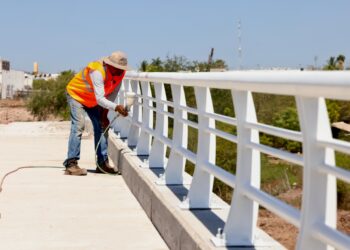 El puente Santa Fe será circuito facilitador y descongestionador de tráfico, señala Rocha, al supervisar avances de obra