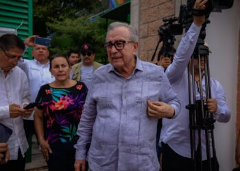 Que la gente salga a votar en esta jornada histórica: Gobernador Rubén Rocha