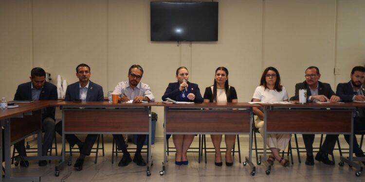 La UAS formaliza la ruta hacia su consolidación institucional con la instalación de la Comisión del Foro Universitario