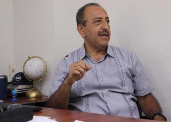 Estudiantes de la licenciatura en Negocios y Comercio Internacional de la UAS visitan las instalaciones de la Fuerza Naval del Pacifico en Manzanillo