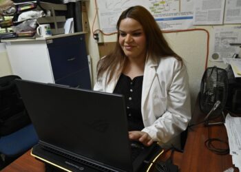 Consumo de ajo en concentraciones elevadas podría representar un riesgo toxicológico, especialmente durante el embarazo, señala investigadora