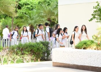 Con más de 170 mil estudiantes en sus aulas, la UAS da inicio al ciclo escolar 2025-2026 refrendando su compromiso con los jóvenes y familias de Sinaloa