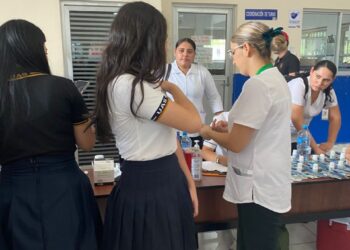 Para proteger al estudiantado de rebrotes, la UAS junto con el IMSS continuará la Jornada de Vacunación Contra el Sarampión