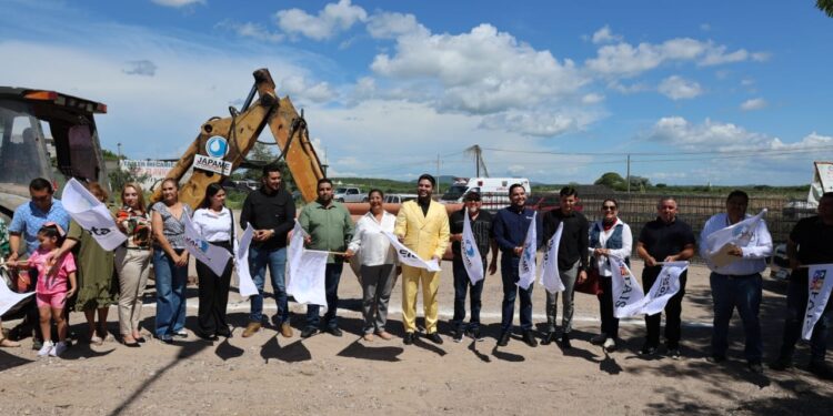 Arranca ampliación del colector sanitario en la zona este de La Cruz, Elota