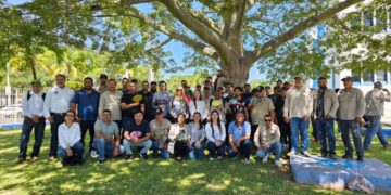 A través de Bienestar Universitario, realiza la UAS el Taller “Identificación de Plantas en Plataforma Naturista”, dirigido al personal de Jardinería