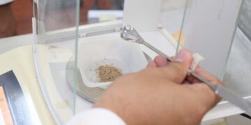 En colaboración con el CIAD, egresado de Maestría de la UAS desarrolla bebida antioxidante y antihipertensiva a base de jamaica y garbanzo